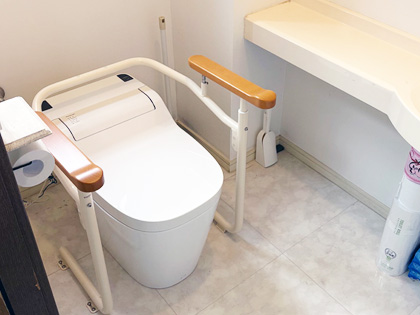 ウォシュレット付きトイレ(1F・2F)